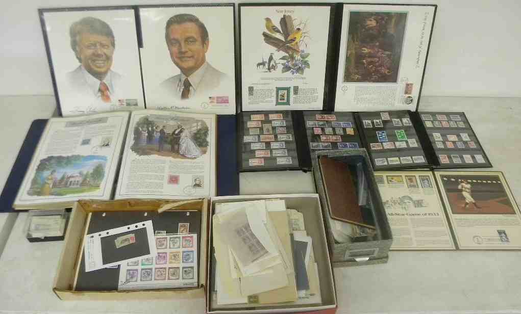 Boxlot of Odd Stamps & Collections: Boxlot of odd stamps and collections, good lot for dealer to sort