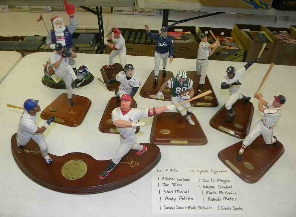 10 Limited Edition Danbury Mint Sports Figurines: 10 Limited Edition Danbury Mint sports figurines mint in boxes with paperwork, includes Alfonso Soriano, Wayne Chrebet, Joe Torre, Hideki Matsui, Stan Musial, Andy Pettitte, Joe DiMaggio, Mark McGwire