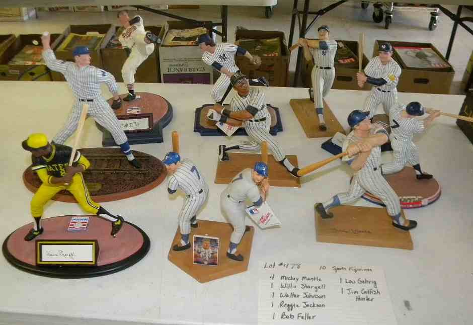 10 Baseball limited Edition Figurines: 10 Baseball Limited Edition figurines including 4 Mickey Mantle, Reggie Jackson, Jim Catfish Hunter, Bob Feller, Lou Gehrig, Willie Stargell and Walter Johnson, in boxes, as pictured, from estate spor