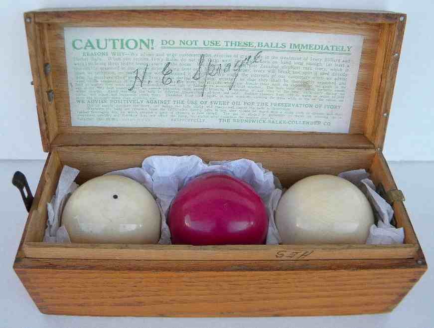 Brunswick-Balke-Collender Ivory Billiard Balls in Box: Brunswick-Balke-Collender Ivory Billiard Balls in Box, from estate in Upstate New York, they appear to have never been used. Inside label intact, in dovetailed oak box. In wonderful condition. Balls a