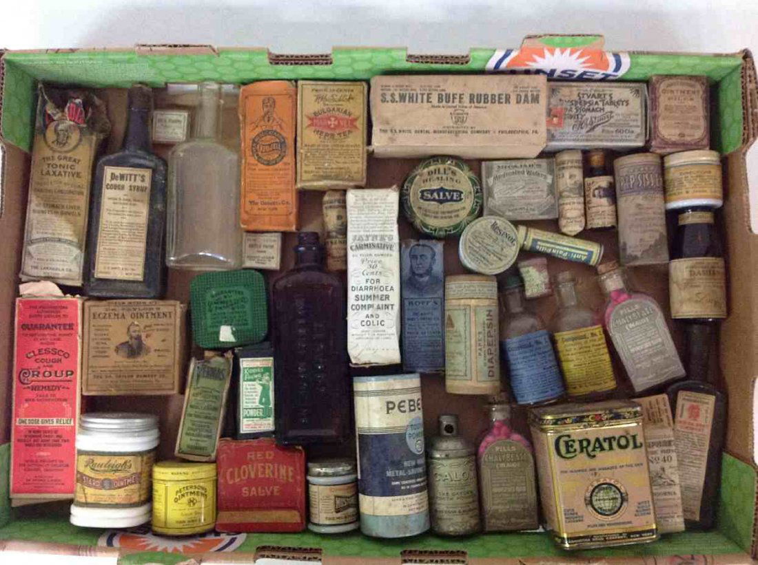 Lot of early Dental & Medical Medicines, Bottles, & Rel: Lot of early Dental & Medical Medicines, Bottles, & Related from old time Dentist office in the Hudson Valley. Some full, some with original bottles in boxes, etc. Check out other items from this esta