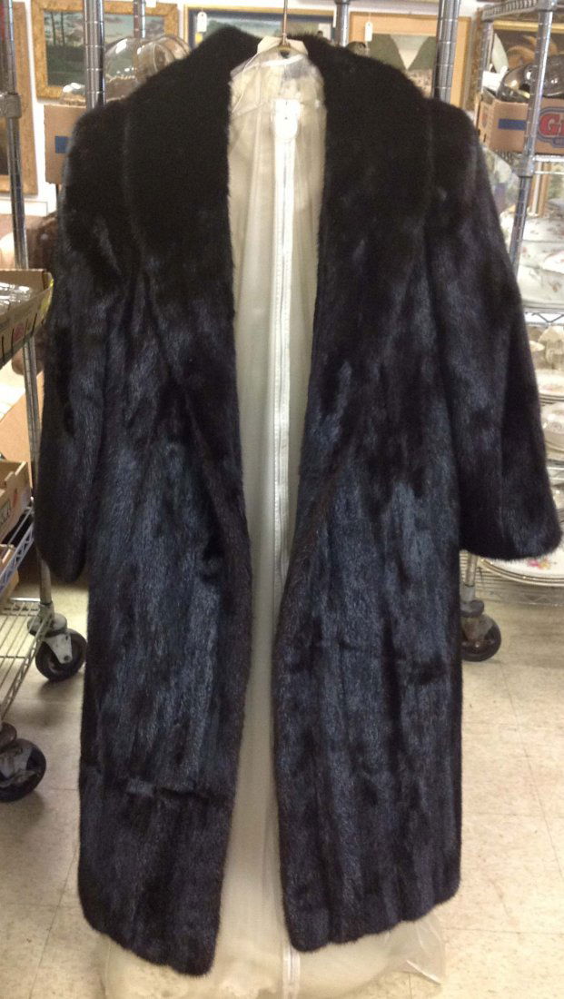Mink coat, good condition, as pictured: Mink coat, good condition, as pictured
