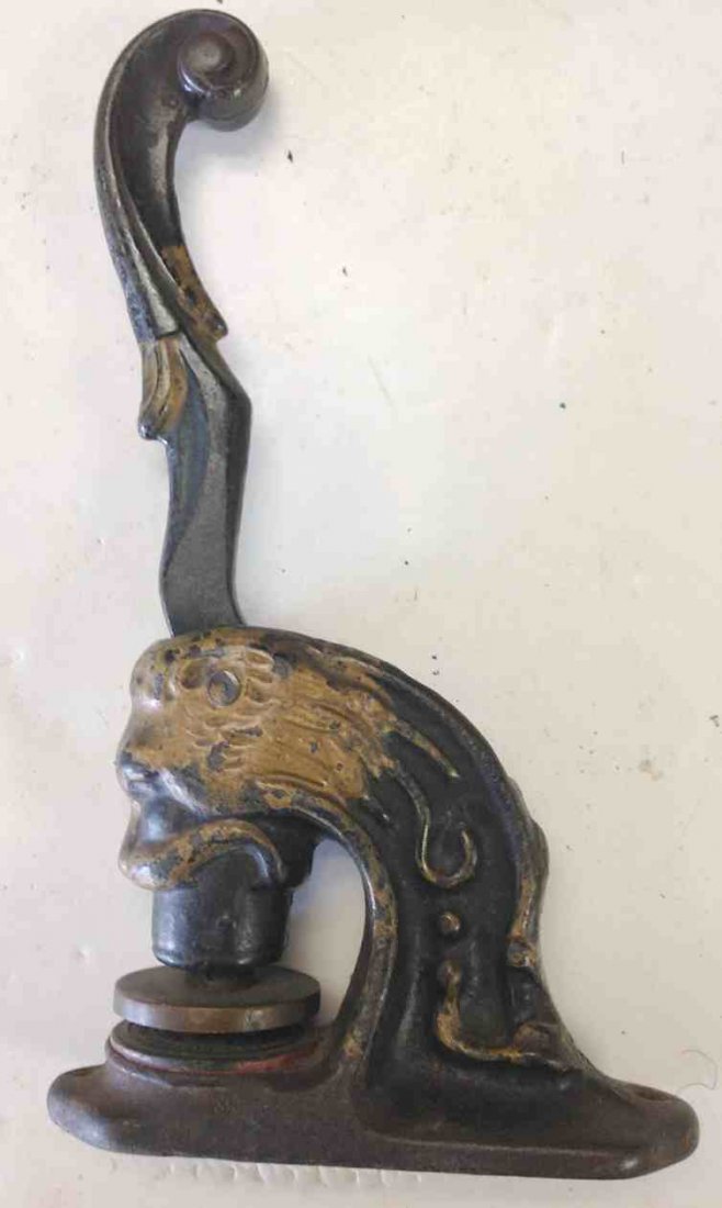 ODD FELLOW CAST IRON SEAL WITH FIGURAL LION HEAD,: ODD FELLOW CAST IRON SEAL WITH FIGURAL LION HEAD, MEASURES 11" HIGH, FROM CLOSED LODGE IN SOUTHERN, N.Y.