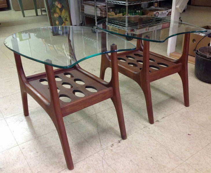 PR ADRIAN PEARSALL DANISH MODERN MID CENTURY END: PR ADRIAN PEARSALL DANISH MODERN MID CENTURY END TABLES, WOOD APPEARS TO BE WALNUT, 1 GLASS TOP HAS CHIP ON BACK EDGE, MEASURE 20 1/2" HIGH, 26" FRONT TO BACK, 20" WIDE, AS PICTURED