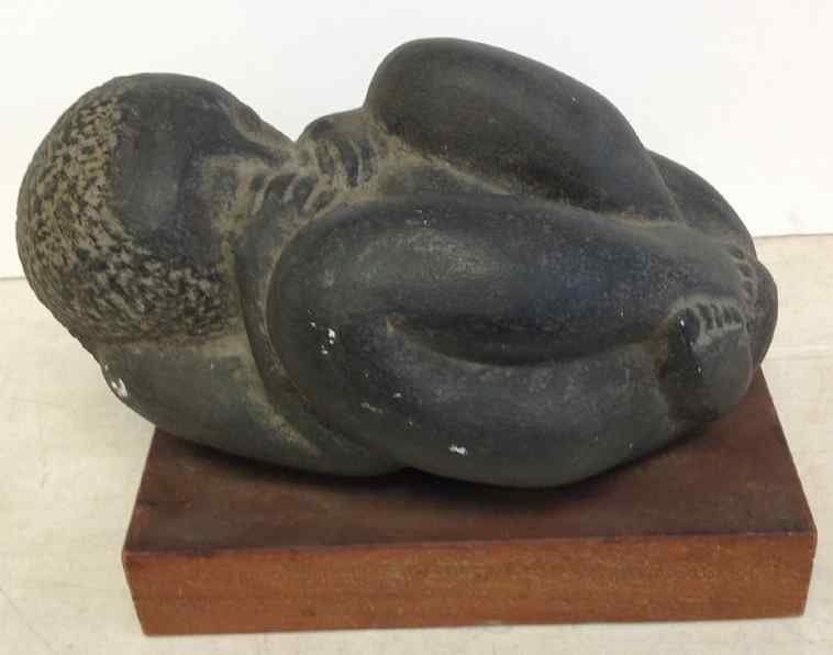 PLASTER MUSEUM BUST OF BABY, MINNEAPOLIS INSTITUTE OF: PLASTER MUSEUM BUST OF BABY, MINNEAPOLIS INSTITUTE OF ART LABEL ON BOTTOM, HAIRLINE CRACKS AROUND FRONT, MEASURES 12" X 6 1/2"