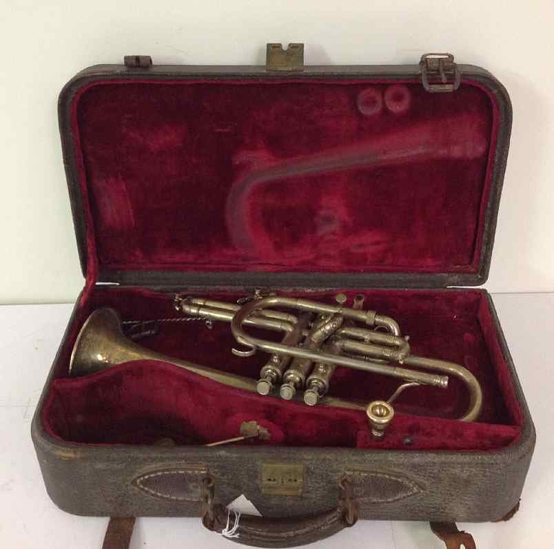 OLD H.N.WHITE "KING" TRUMPET IN ORIGINAL LEATHER CASE, (1 of 3)