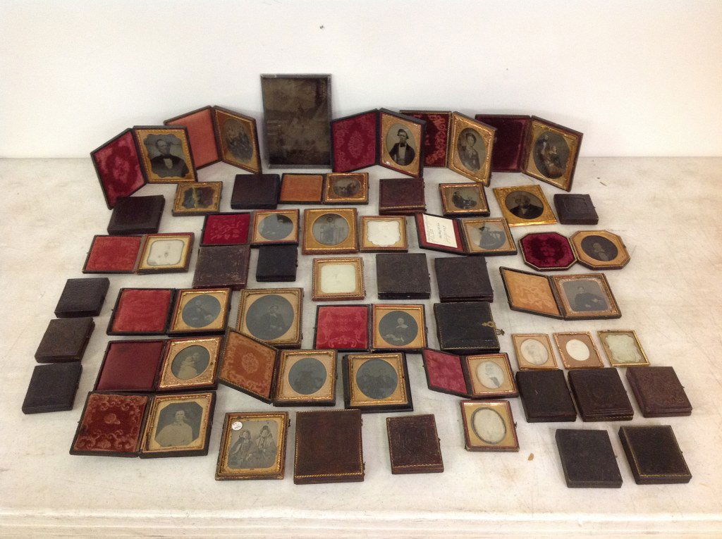 LOT OF 50 IMAGES, 10 SIXTH-PLATE DAGUERREOTYPES, 16 (1 of 4)