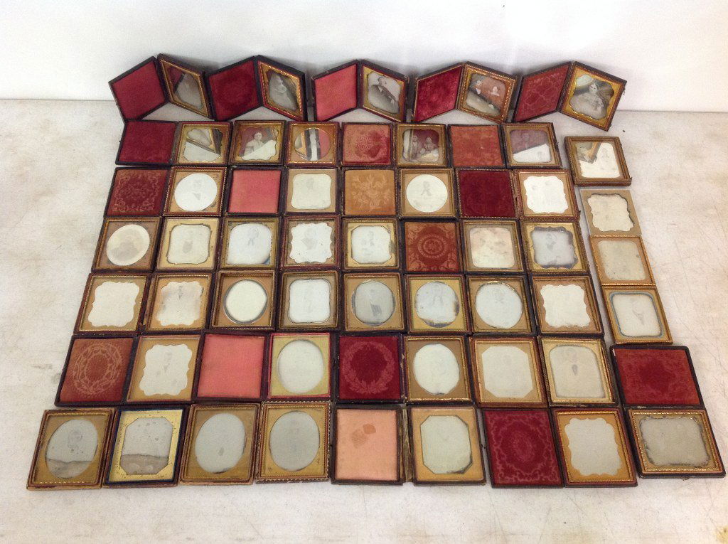 44 SIXTH PLATE DAGUERREOTYPES, NEARLY ALL CASED OR HALF (1 of 6)