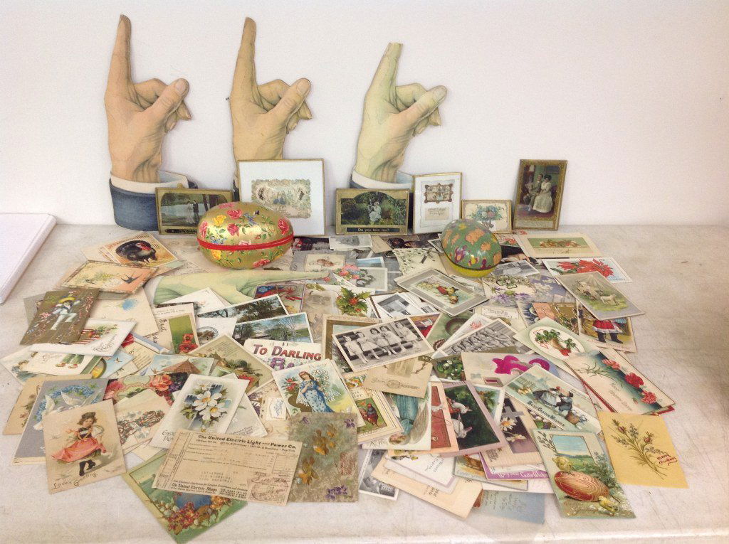 MIXED LOT OF EPHEMERA INCLUDING POSTCARDS, 2 EASTER (1 of 6)