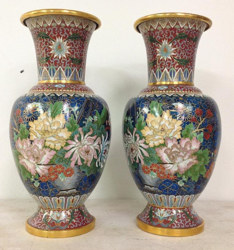 PAIR OF BEAUTIFUL CLOISONNE VASES, PAPER LABEL ON (1 of 3)