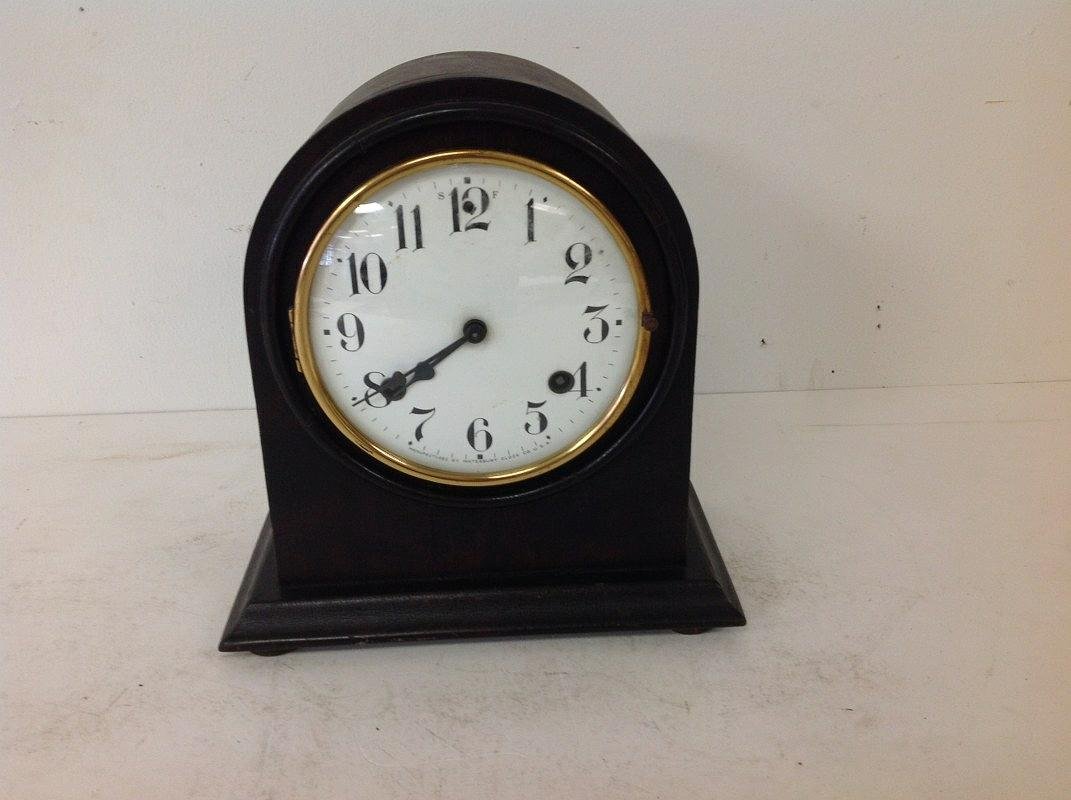 WATERBURY CLOCK CO. MAHOGANY MANTEL CLOCK, WITH (1 of 3)