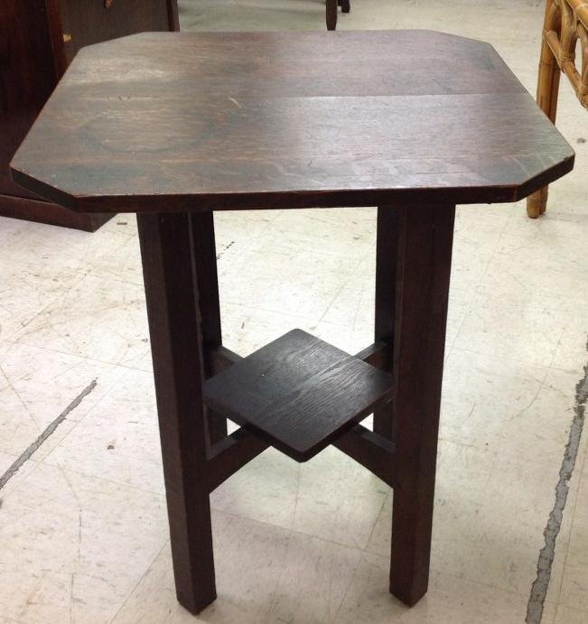 MISSION OAK STAND W/SHELF ON BOTTOM, POSSIBLY L J&G (1 of 3)