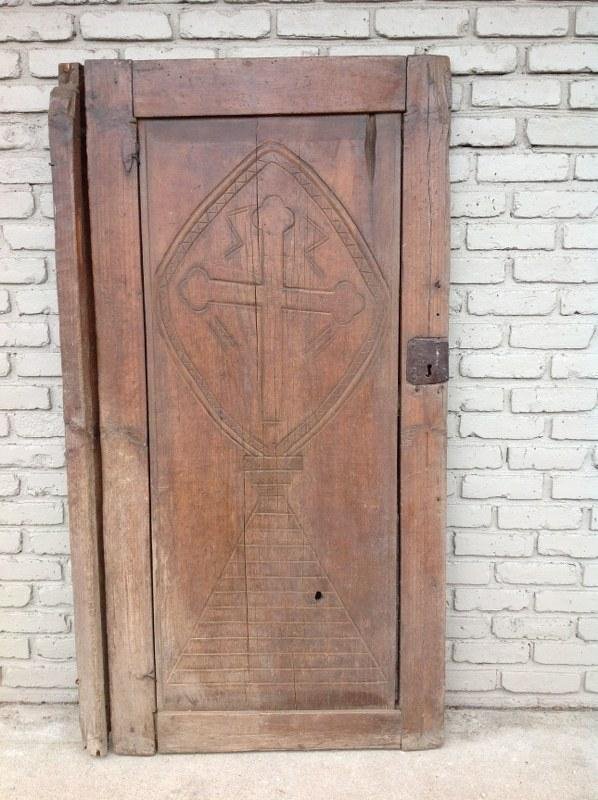 VERY EARLY DOOR WITH CARVED CROSS ON FRONT PANEL, (1 of 6)