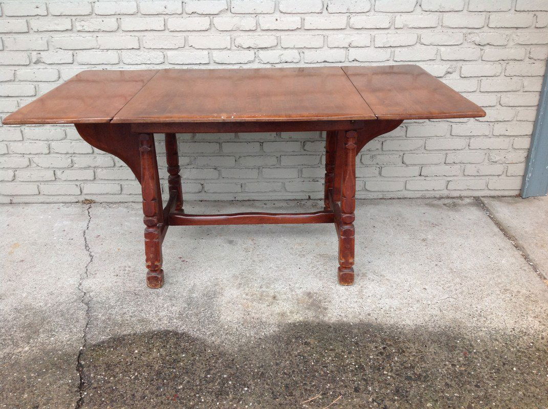 CUSHMAN MAPLE DROPLEAF DINING TABLE, MEASURES 29" HIGH, (1 of 3)