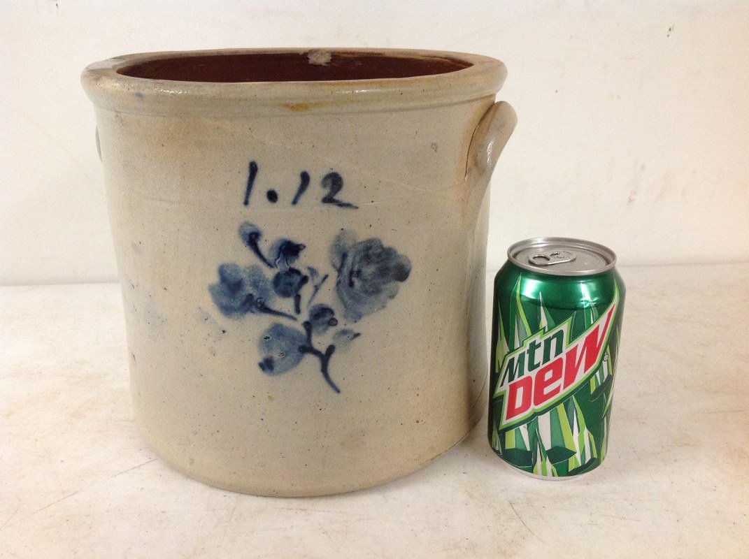 1 1/2 GALLON BLUE DECORATED CROCK WITH FLOWER, SMALL (1 of 3)