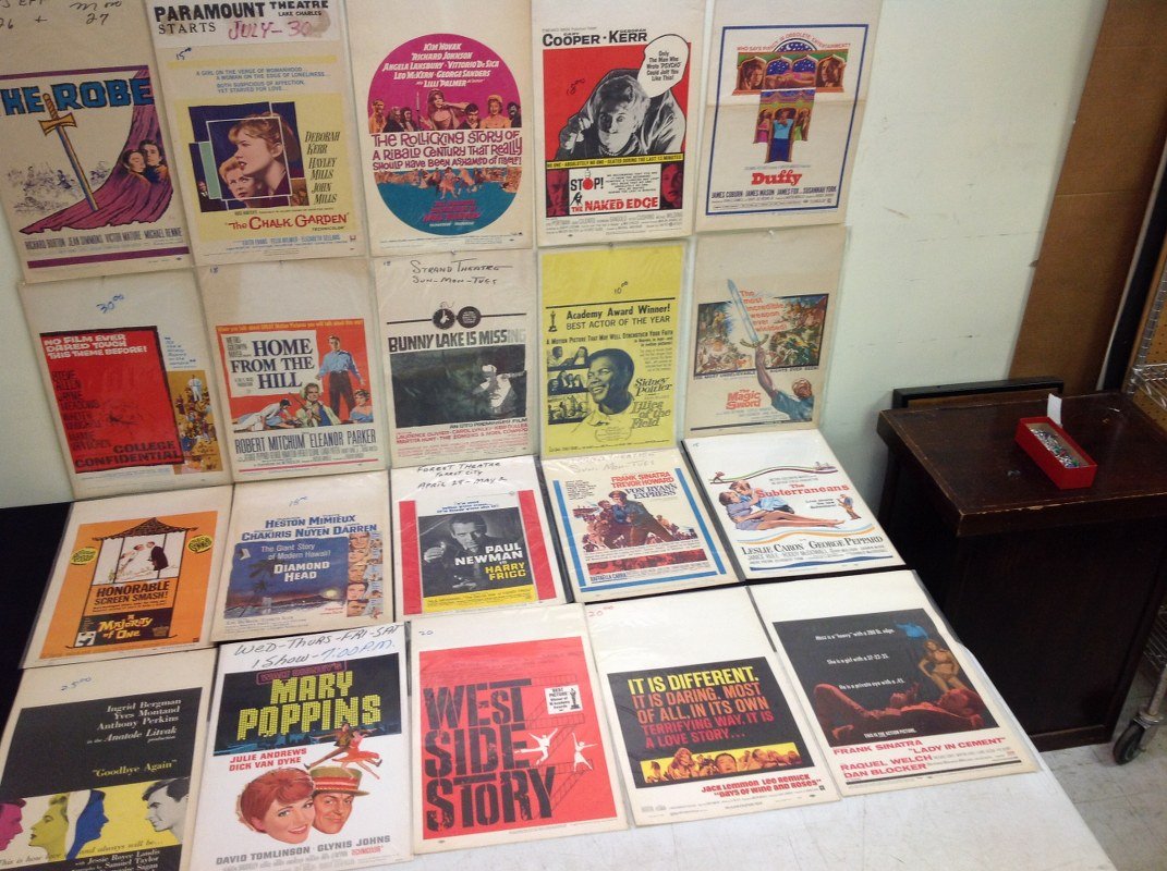 LOT OF 32 1960'S WINDOW CARDS, INCLUDING THE: LOT OF 32 1960'S WINDOW CARDS, INCLUDING THE CARPETBAGGERS, THE GREEN BERETS, LASSIE'S GREATEST ADVENTURE, GIGOT, THE AMOROUS ADVENTURES OF MOLL FLANDERS, LILIES OF THE FILED, DAYS OF WINE AND ROSES, 