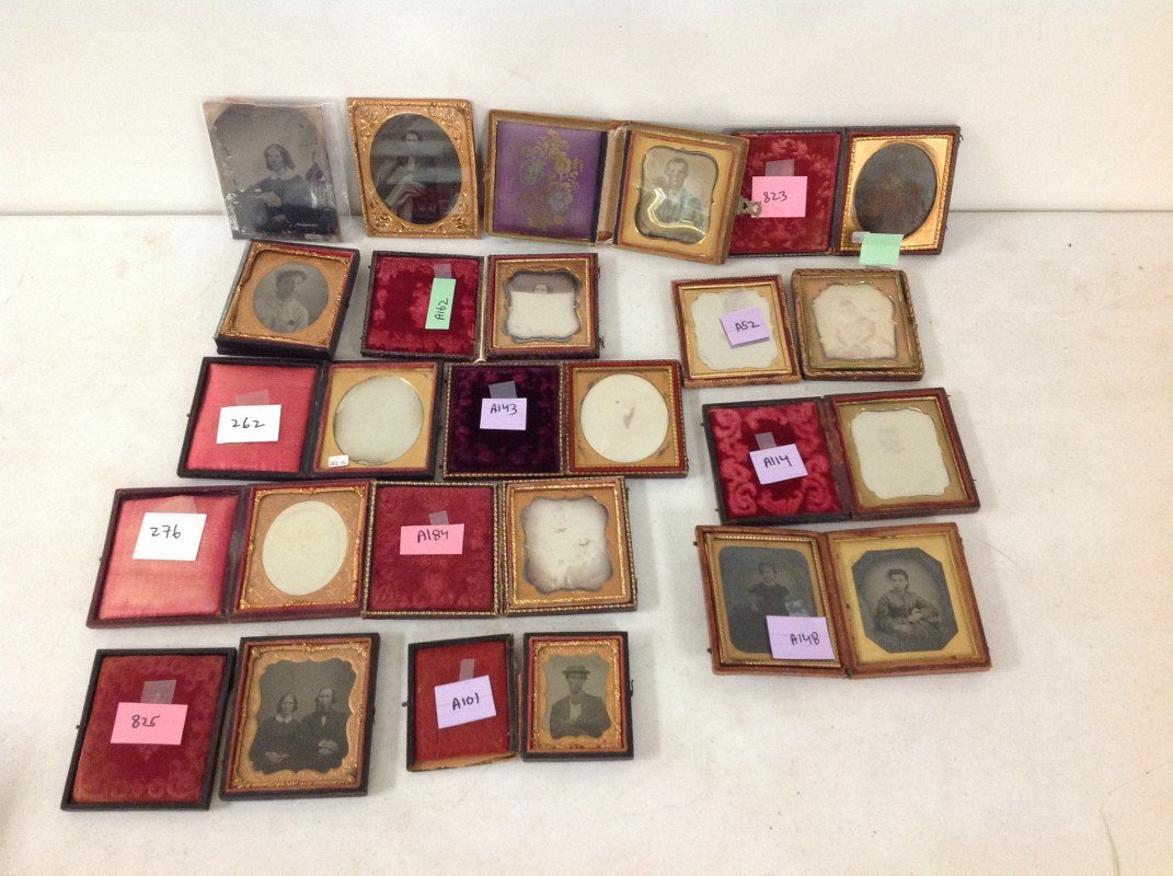 LOT OF 16 CASED IMAGES INCLUDING 8 SIXTH-PLATE: LOT OF 16 CASED IMAGES INCLUDING 8 SIXTH-PLATE DAGUERREOTYPES, 1 SIXTH-PLATE AMBROTYPE, 1 QUARTER-PLATE TINTYPE, 4 SIXTH-PLATE TINTYPES, 1 QUARTER-PLATE AMBROTYPE, 1 NINTH-PLATE TINTYPE (2 OF THE SIXT