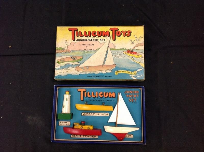 MILTON BRADLEY TILLICUM TOYS JUNIOR YACHT SET IN: MILTON BRADLEY TILLICUM TOYS JUNIOR YACHT SET IN ORIGINAL BOX, 1939, GOOD CONDITION, AS PICTURED