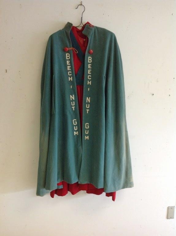 BEECH NUT GUM WORLD'S FAIR COAT AND DRESS, SAID TO BE: BEECH NUT GUM WORLD'S FAIR COAT AND DRESS, SAID TO BE WORN AT THE BOOTH AT AN EARLY WORLD'S FAIR, SOME FADING TO THE COAT, OVERALL NICE CONDITION, AS PICTURED