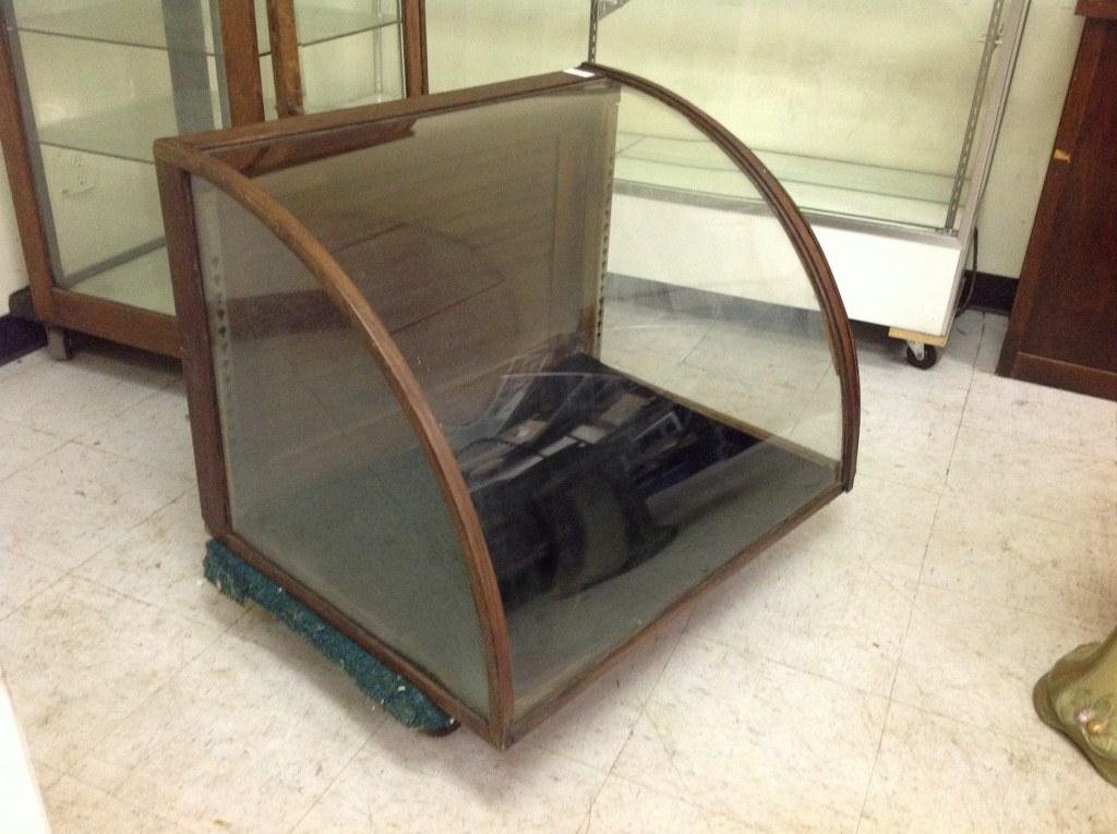 MAHOGANY CURVED GLASS COUNTER TOP SHOWCASE, MEASURES 32 (1 of 2)