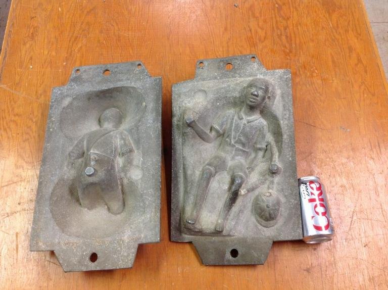 OLD BLACK LAWN JOCKEY MOLD, MEASURES 17 3/4\" X 10 3/4\", Sep 24