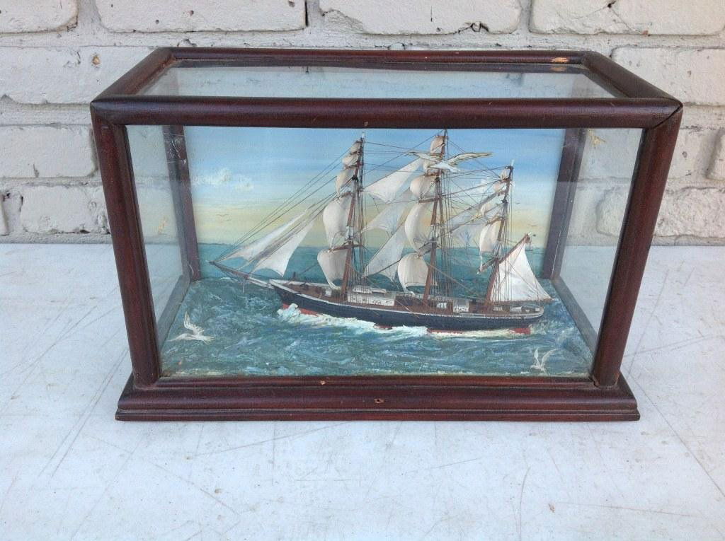 EARLY SAILBOAT MODEL IN GLASS CASE WITH PAINTED SCENIC (1 of 4)