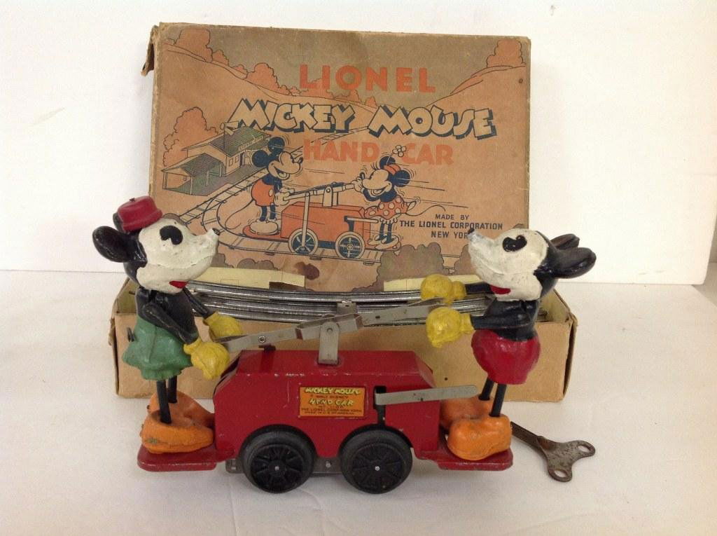 LIONEL MICKEY MOUSE HANDCAR IN ORIGINAL BOX, NICE (1 of 2)