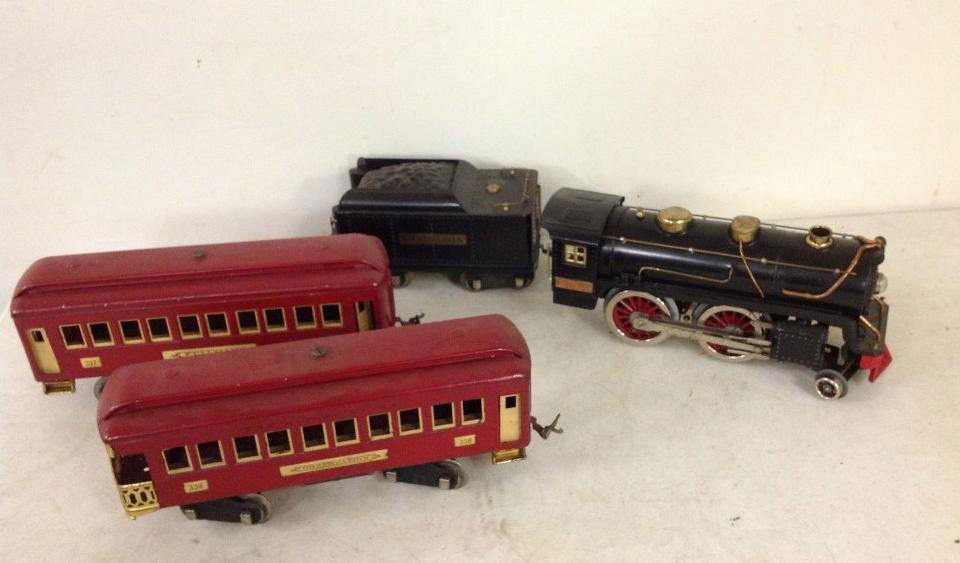 LIONEL STANDARD GAUGE 4PC TRAIN SET INCLDUING 384E (1 of 4)
