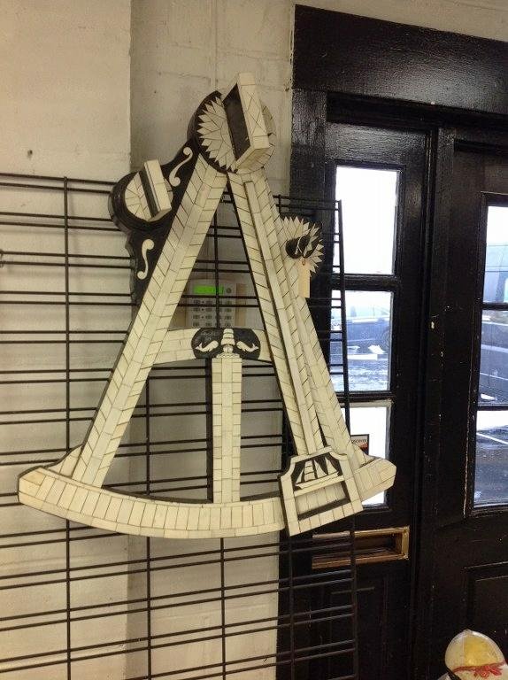 FOLK ART SEXTANT, PROBABLY MADE IN THE LAST 30 YEARS,: FOLK ART SEXTANT, PROBABLY MADE IN THE LAST 30 YEARS, MEASURES 36" HIGH, 31" AT WIDEST POINT, AS PICTURED