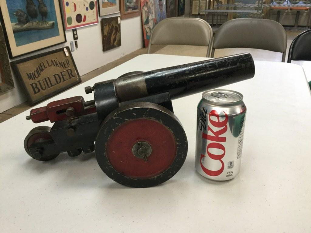 OLD CAST IRON STARTER CANNON ORIGINAL PAINT & CONDITION (1 of 8)