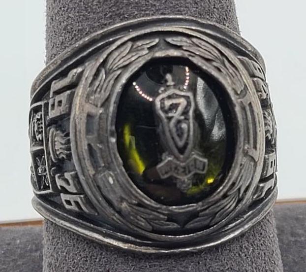 1976 Sterling Silver & Citrine Class Ring: Weight 11.5 grams.