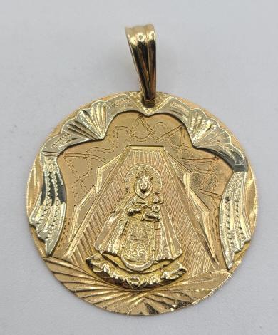18k Gold Caridad del Cobre Pendant: 6.44 grams