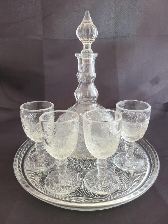 Vintage Sandwich Glass Decanter Set & Server (1 of 6)