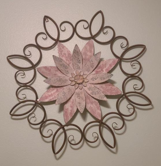 Neat 32.5" Floral Metal Wall Sculpture: 32.5 inches in diameter. Contemporary wall decor. Pick up only. This lot is not available for shipping.