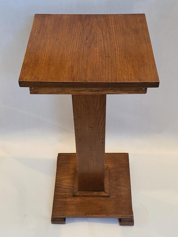Nice Mission Oak Plant Stand Pedestal (1 of 6)