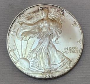 1999 1 Ounce American Silver Eagle Coin UNC (1 of 7)