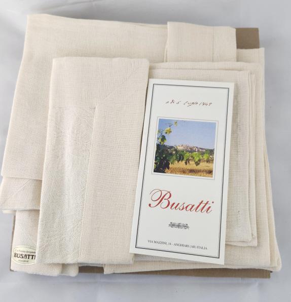 Italian Placemats & Napkins from Busatti: High end tableware from Busatti, new and in excellent condition.