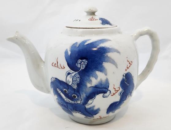 Chinese Lion Porcelain Tea Pot (1 of 8)