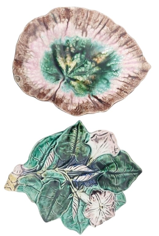 Pair of Old Etruscan Majolica Leaf Plates (1 of 6)