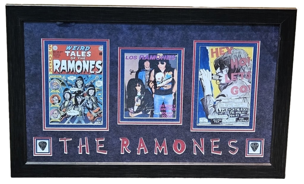 The Ramones Band Autograph Display (1 of 6)