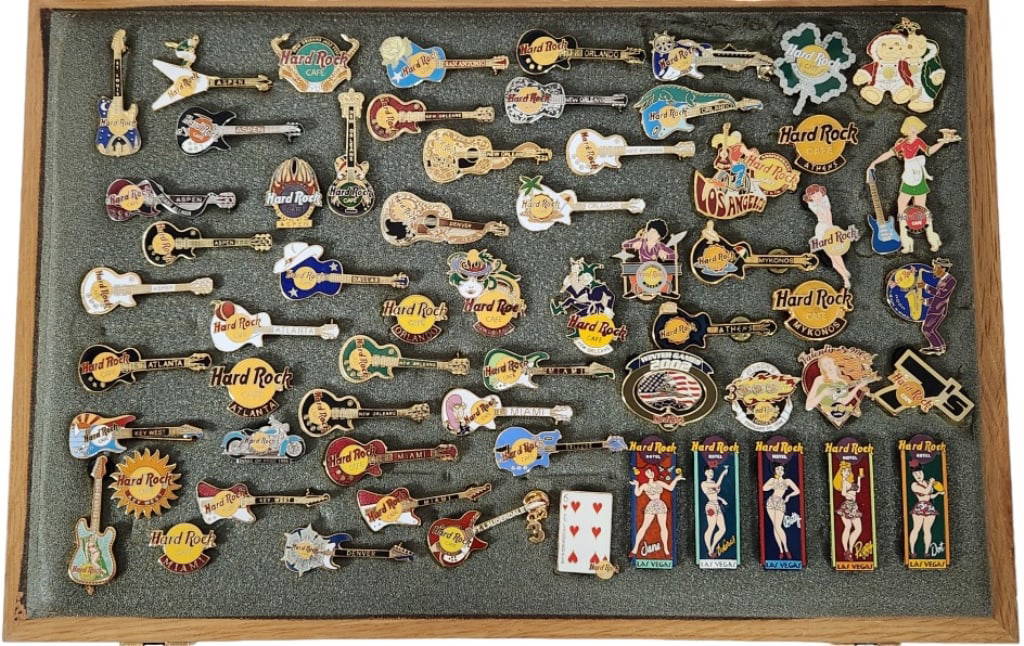 mardi gras pins
