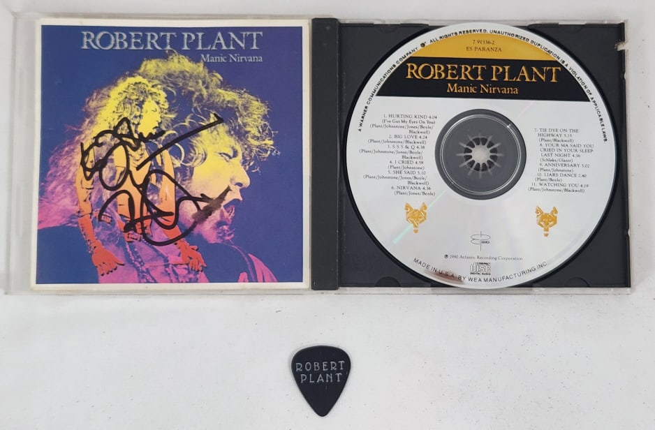 Robert Plant Signed CD Insert with Guitar Pick (1 of 5)