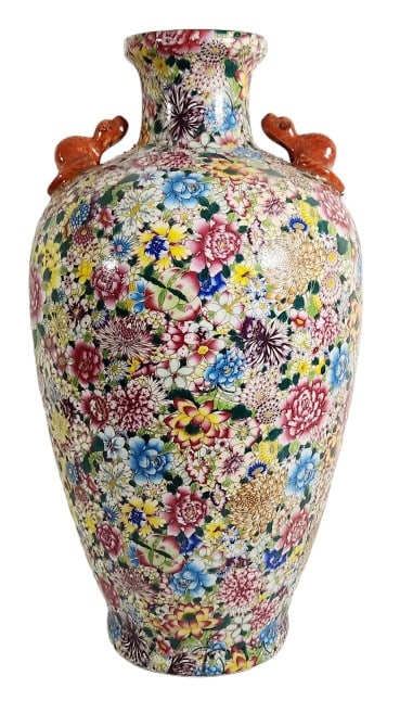 Chinese Porcelain Bat Handle Table Vase (1 of 10)
