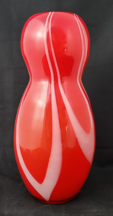 Red & White MCM Hand Blown Swirl Vase (1 of 4)