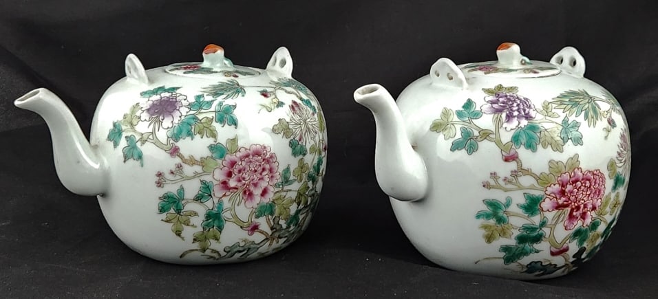 Chinese Famille Rose Tea Pots (1 of 6)
