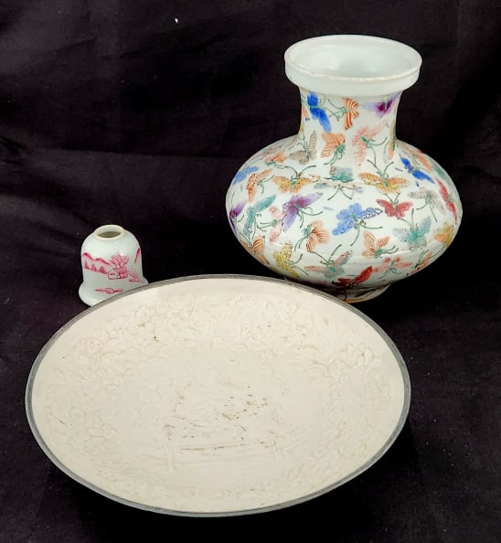 Chinese White Ceramic Vases & Plate (1 of 9)