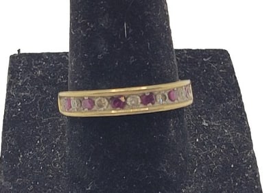 10k Yellow Gold Diamond & Ruby Ring