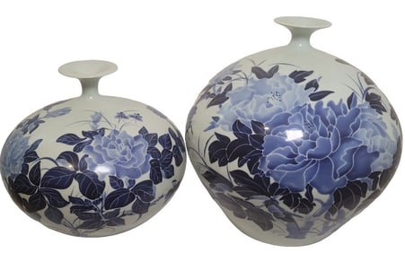 10" & 13" Large Chinese Bulbous Blue & White Vases