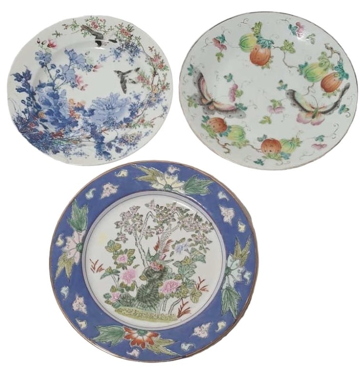 3 Vintage Asian Ceramic Decor Plates (1 of 10)