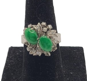 18k White Gold with Diamonds and Jade